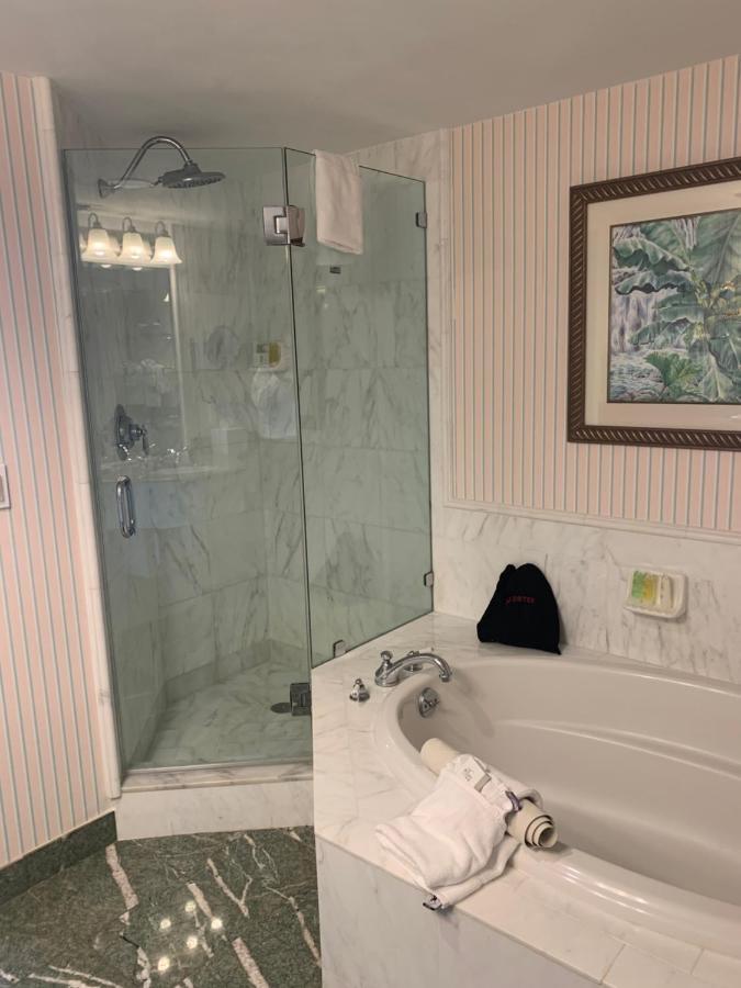 Queen Suite Sea View,1546165672:JPEG