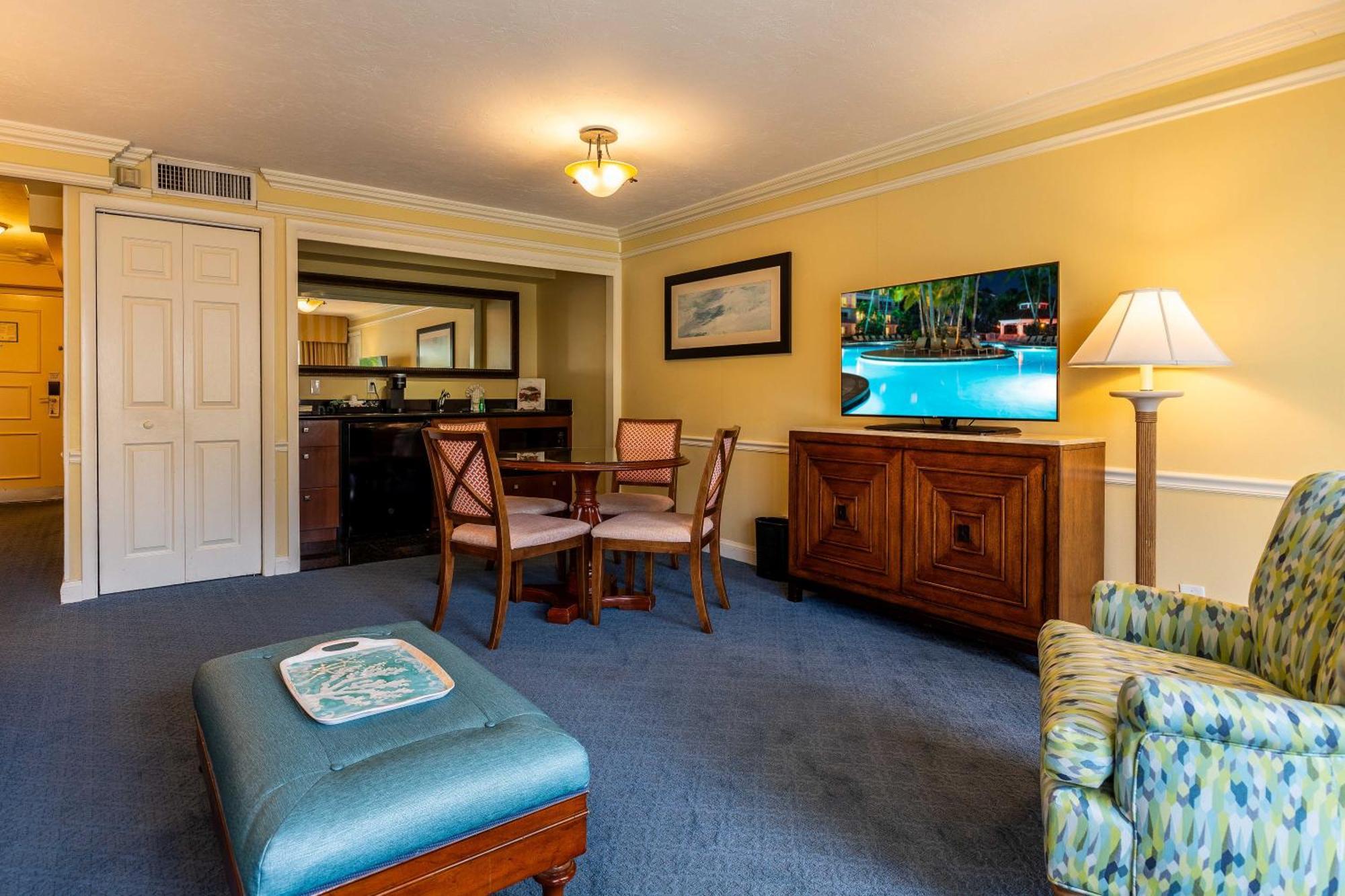 One-Bedroom Suite Pool View