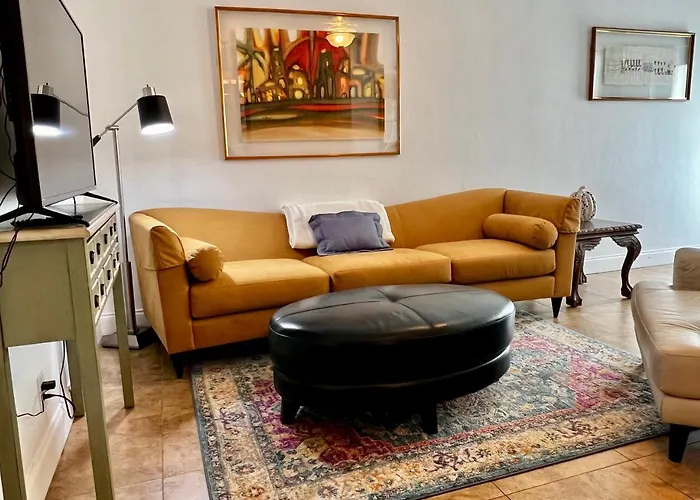 Wilton Manors Hideaway 2