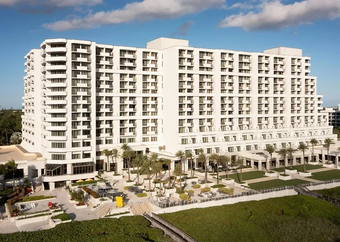 Fort Lauderdale Marriott Harbor Beach & Spa