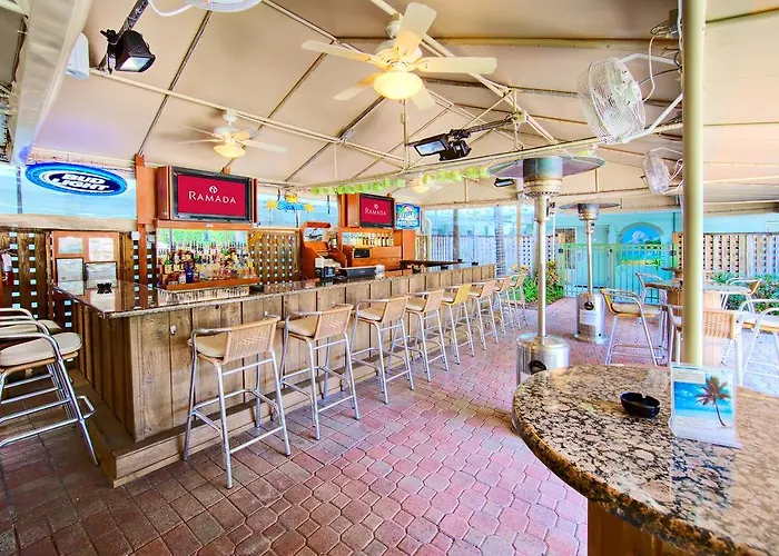Family Hotel: Ramada Oakland Park Inn